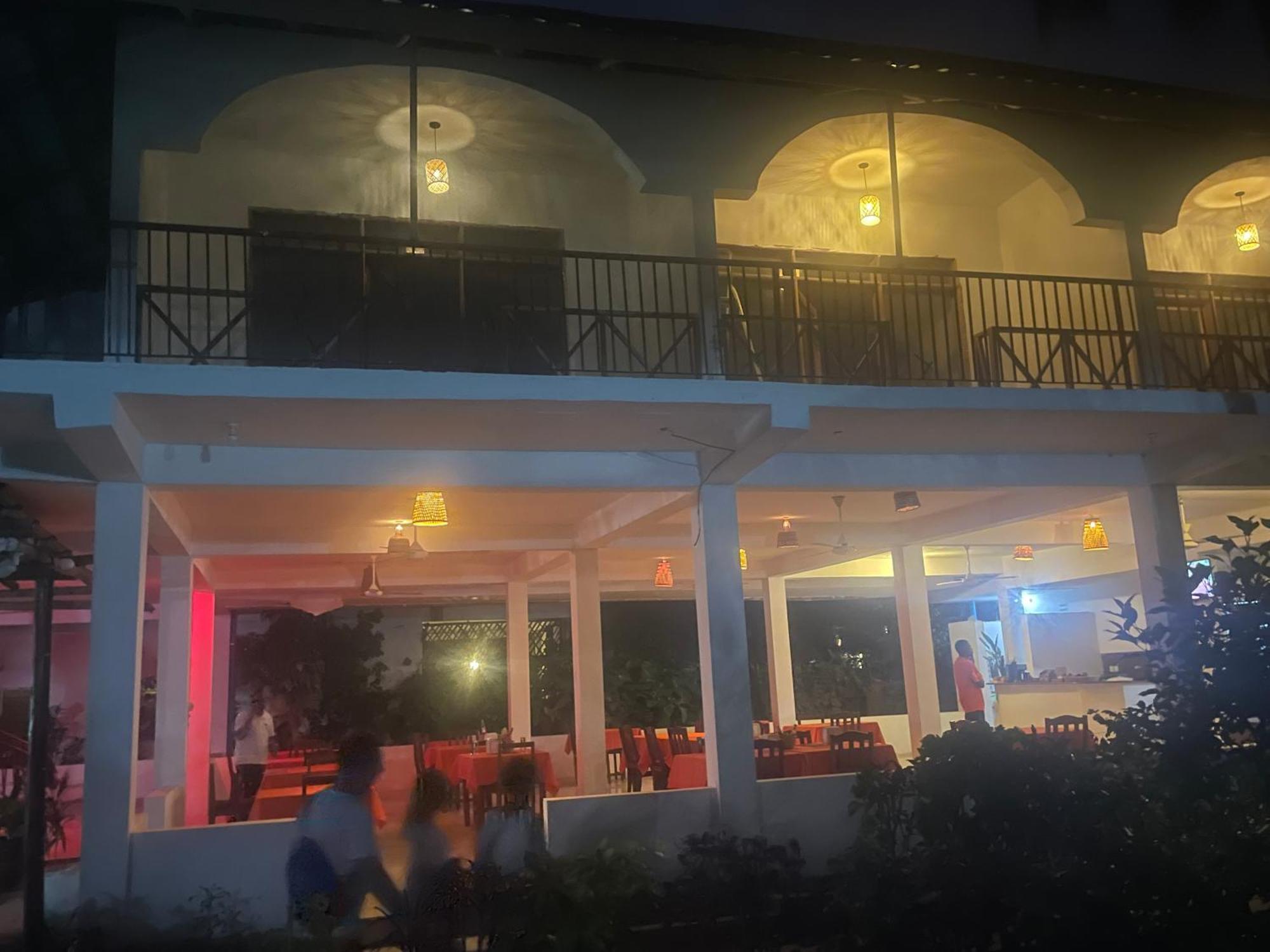 Kivulini Lodge And Restaurant ナングウィ エクステリア 写真